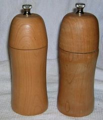 salt & pepper grinders cherry