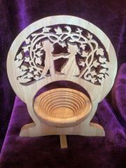 Collapsible love basket