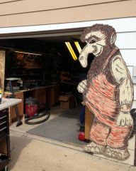 2    Troll's Den