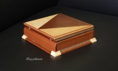 MEMORY BOX