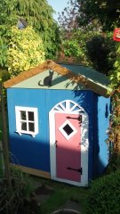 wendy house2.jpg