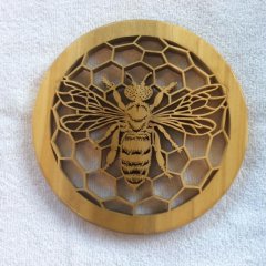 Bee on comb.JPG