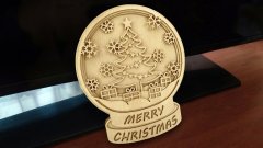 C135-Christmas snowball