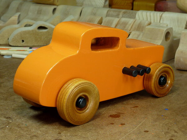 20170522-192100006522647814HandmadeWoodenToyCarHotRodFreakyFord32DeuceCoupePumpkinOrangeBlack.thumb.jpg.d6932632a96510e316a16a75fe1c48e5.jpg
