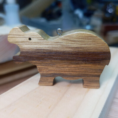 20251110-154701ToymakersShopHippoOrnaments.thumb.jpg.d53bd1dc7502614f9fb090b21da12e56.jpg