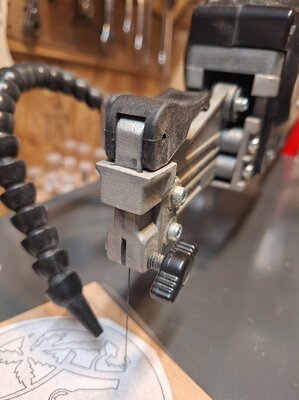 Upper blade clamp.jpg