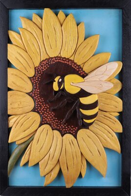 BeeonFlower.thumb.jpeg.4adc5b23656412031f7bc29b0013c6c3.jpeg